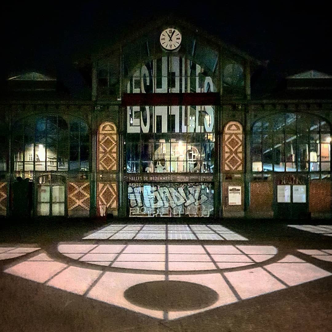 Halles de Wazemmes la nuit